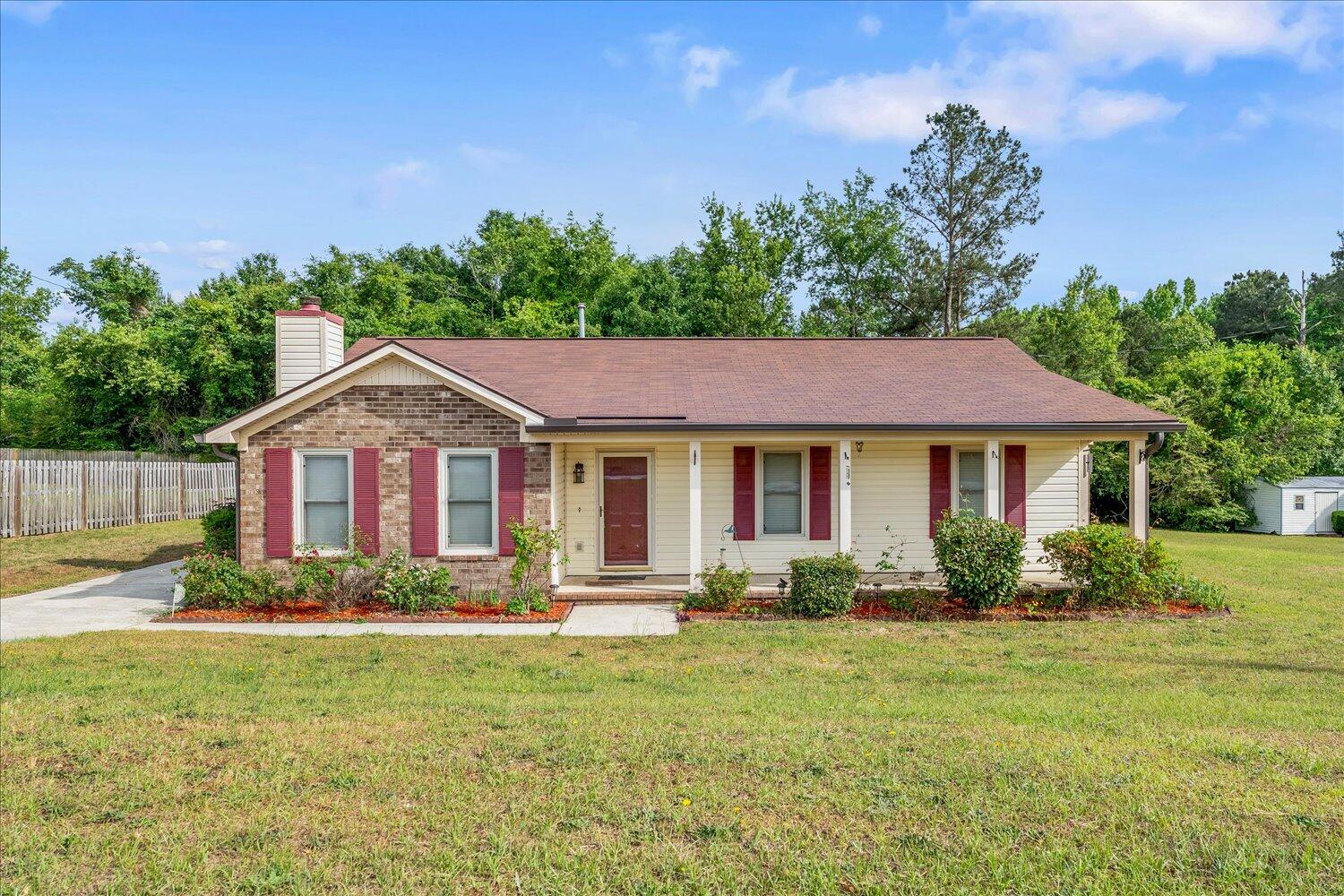 2350 Fieldcrest Road Augusta, GA 30906 - Photo 1 of 22 Front of home