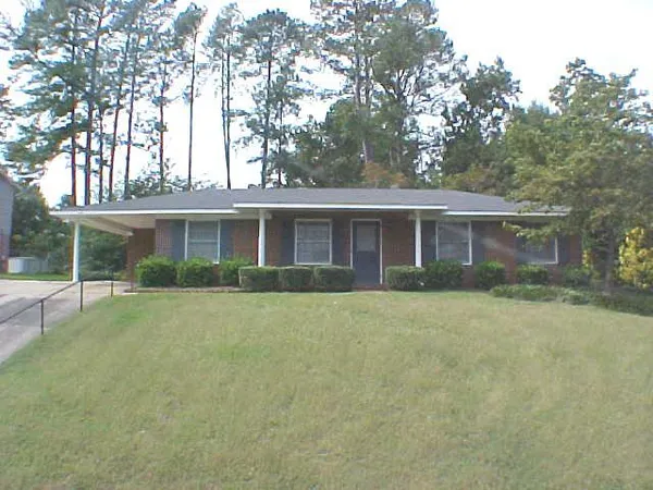 $1,300 | 3004 Apache Drive, Columbus, GA 31909