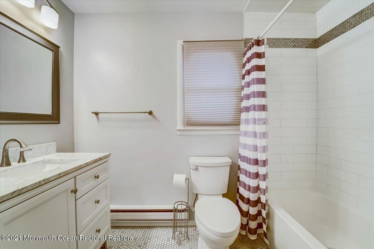 8 Keats Road Brick, NJ 08724 - Photo 13 of 21 19-Keats Rd-019