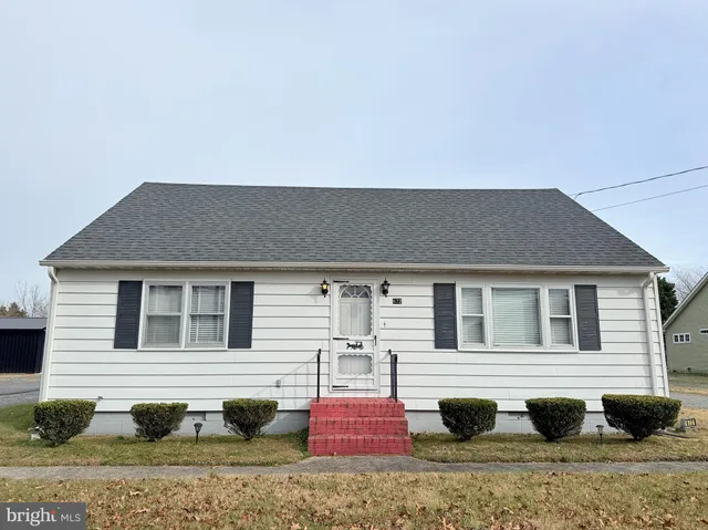 $1,675 | 672 North Bedford Street, Georgetown, DE 19947