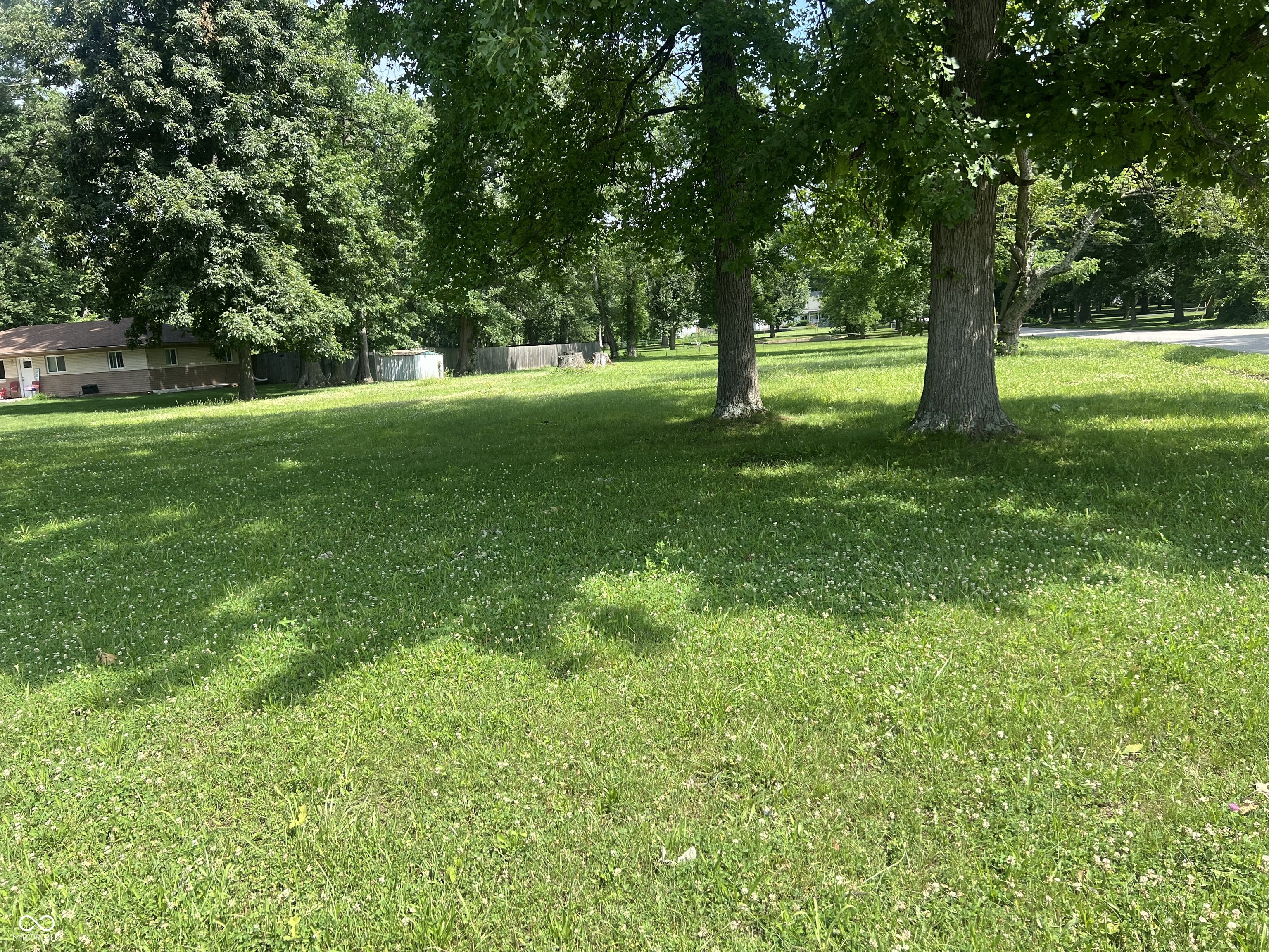 9110 Thompson Road Indianapolis, IN 46239 - Photo 2 of 4