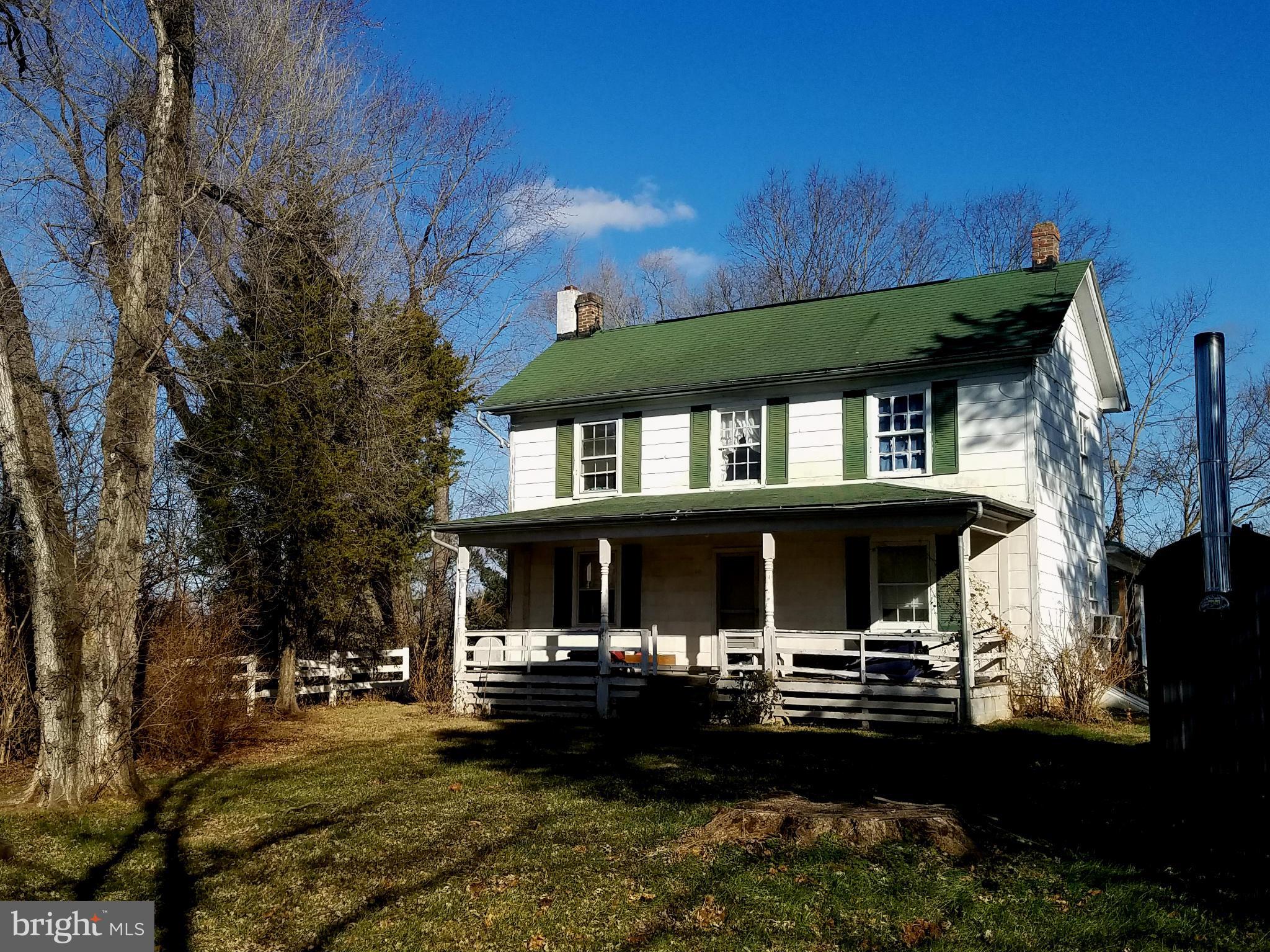 15464 Limestone School Road Leesburg, VA 20176 - Photo 1 of 9 Exterior (Front)