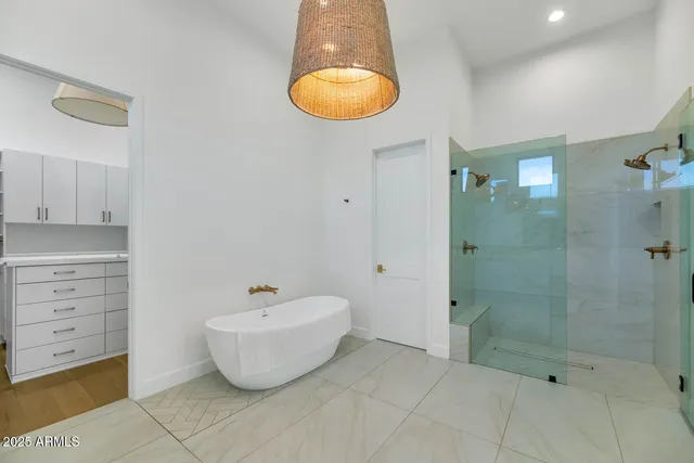 $24,995 | 4147 East Clarendon Avenue, Phoenix, AZ 85018