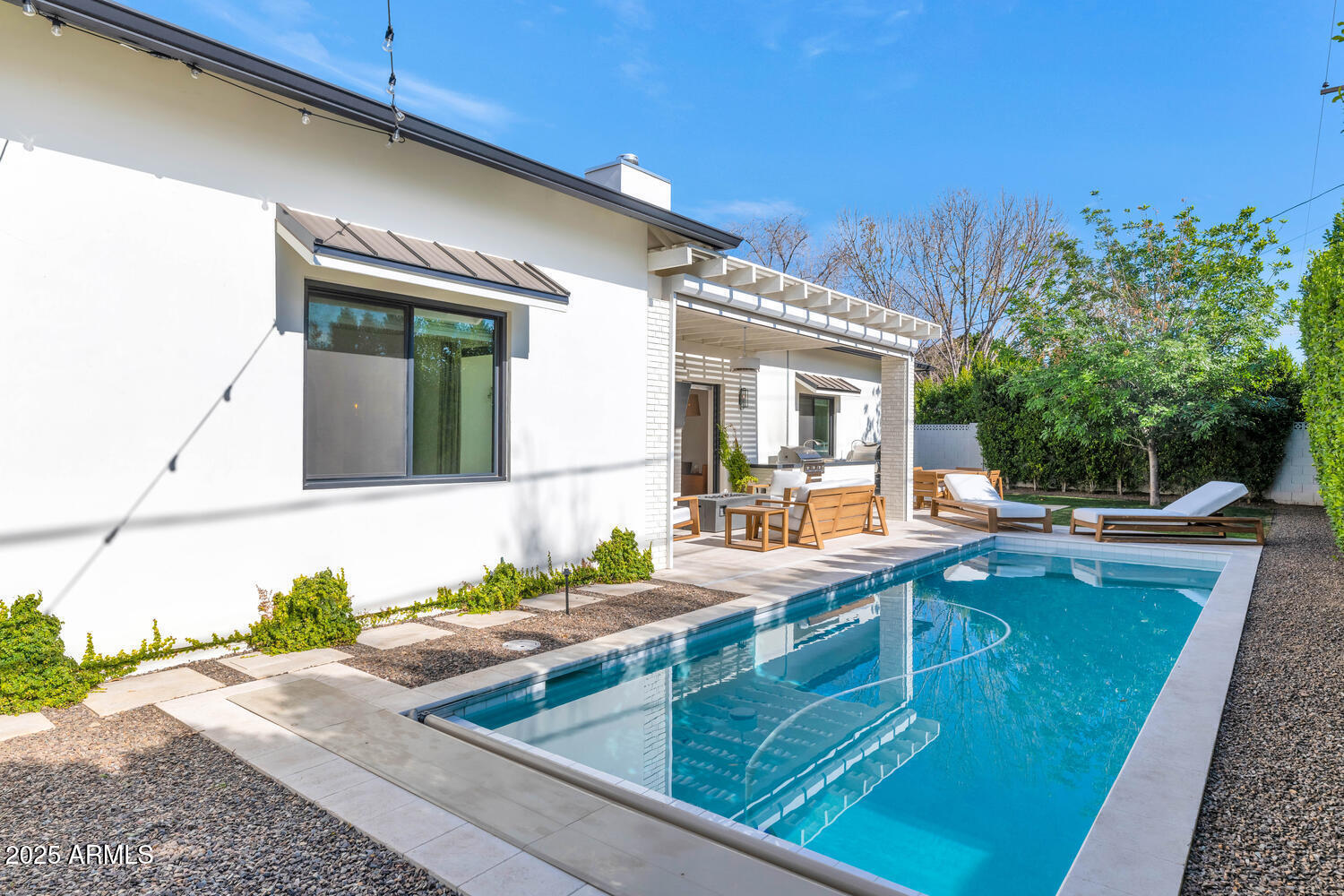 4147 East Clarendon Avenue Phoenix, AZ 85018 - Photo 23 of 27 4147 E Clarendon Ave-large-033-017-4147