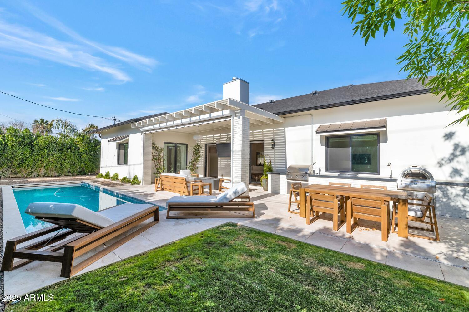 4147 East Clarendon Avenue Phoenix, AZ 85018 - Photo 24 of 27 4147 E Clarendon Ave-large-037-010-4147