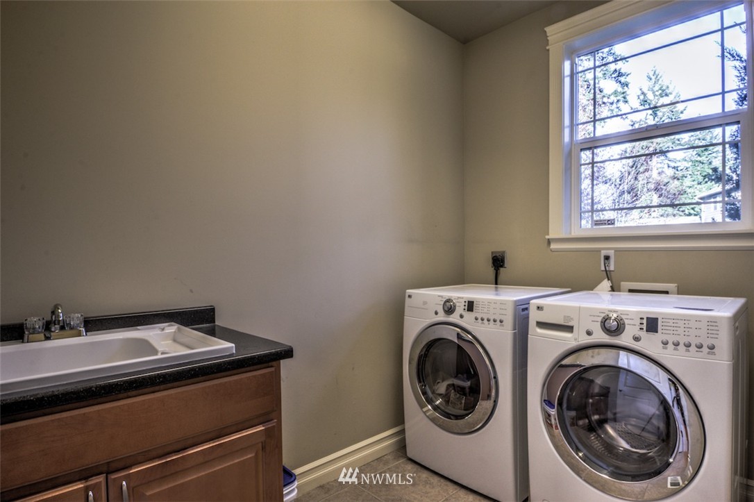 8522 Northeast 198th Street Bothell, WA 98011 - Photo 22 of 25 Gallery Image 22