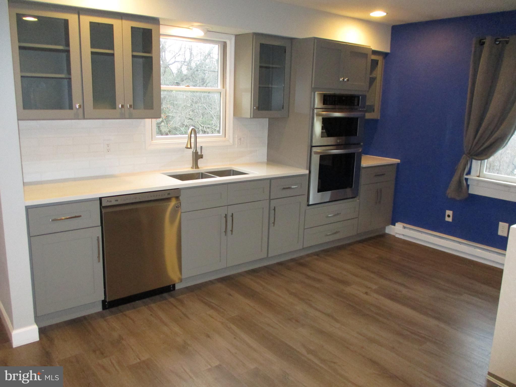 1395 Highpoint Road Coopersburg, PA 18036 - Photo 4 of 13 Gallery Image 4