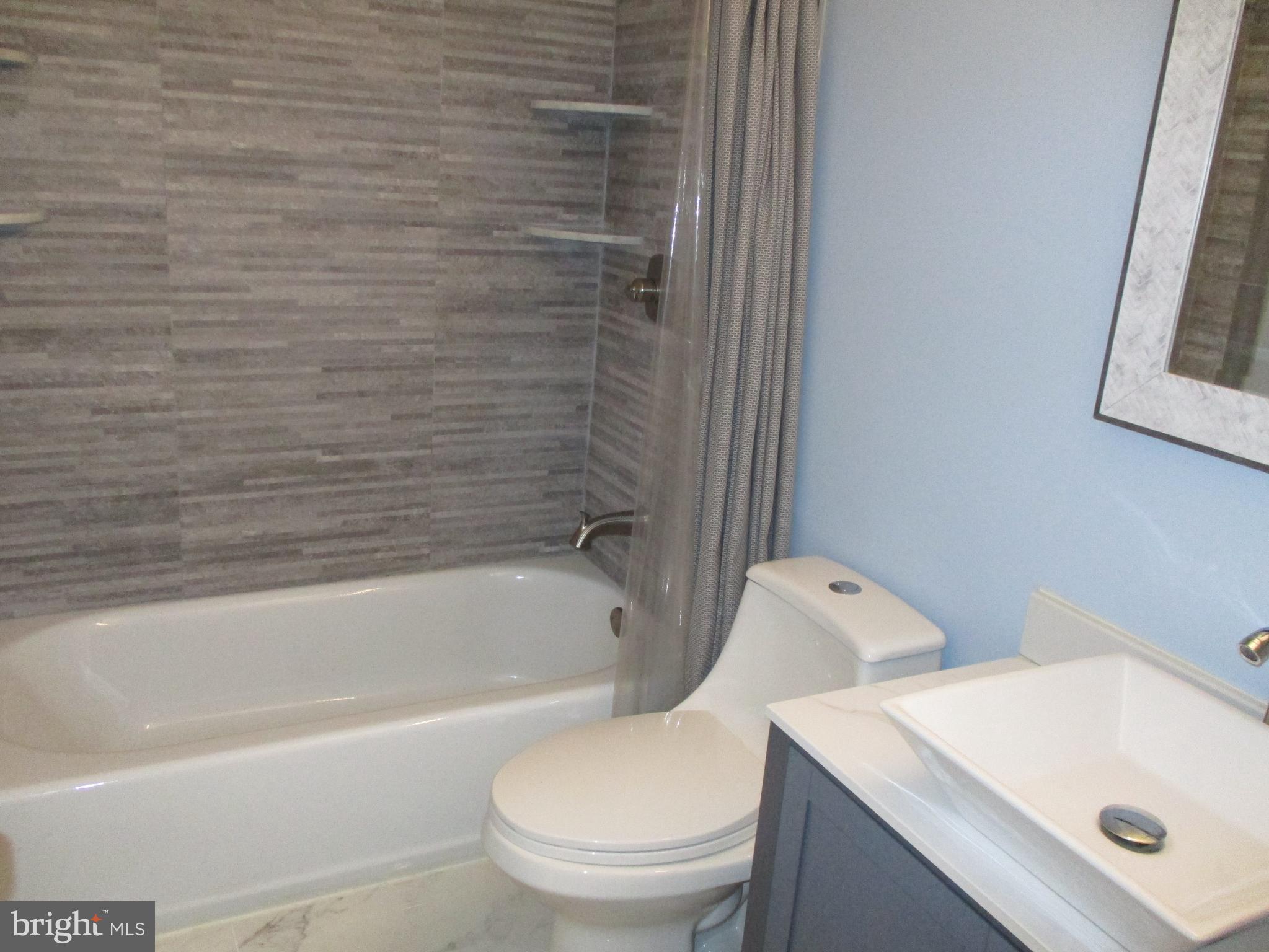 1395 Highpoint Road Coopersburg, PA 18036 - Photo 8 of 13 Gallery Image 8