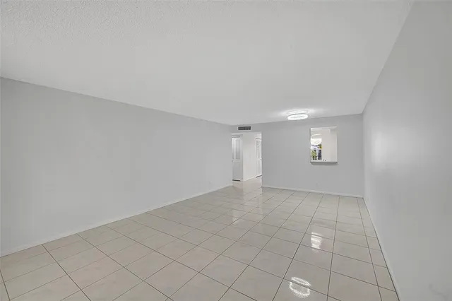 $1,700 | 14773 Cumberland Drive, Unit 404D, Delray Beach, FL 33446