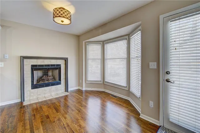 $350,000 | 4212 Southwest Leeward Drive, Lee's Summit, MO 64082