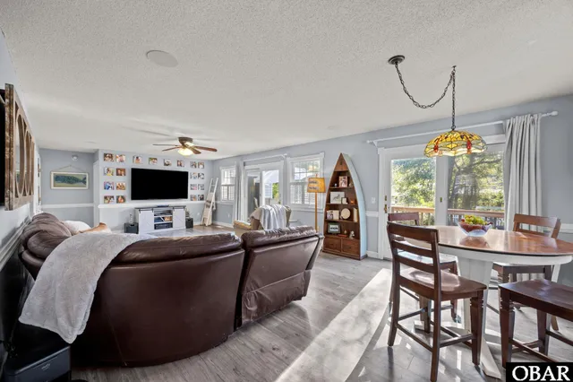 $700,000 | 6 Teal Court, Southern Shores, NC 27949