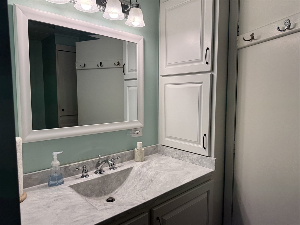 18 Tyler Street Brookfield, MA 01506 - Photo 11 of 17