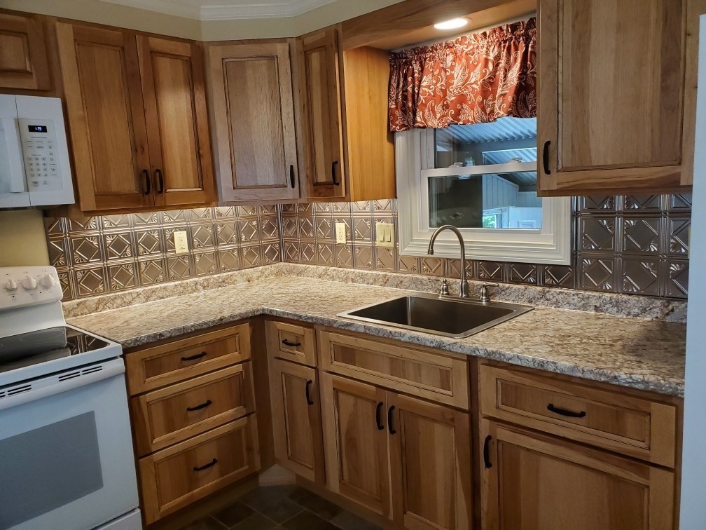 18 Tyler Street Brookfield, MA 01506 - Photo 3 of 17