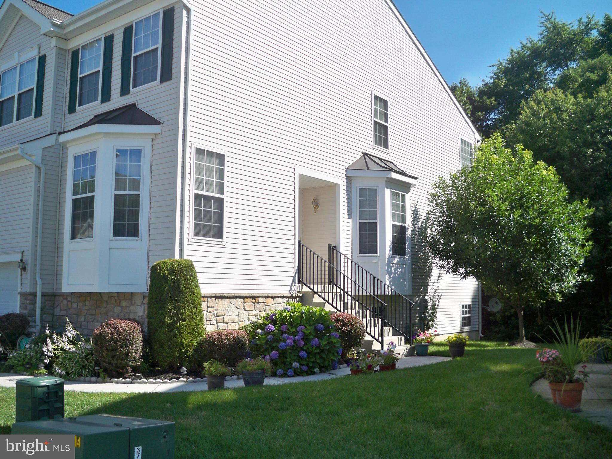 121 Castleton Road Delran, NJ 08075 - Photo 1 of 15