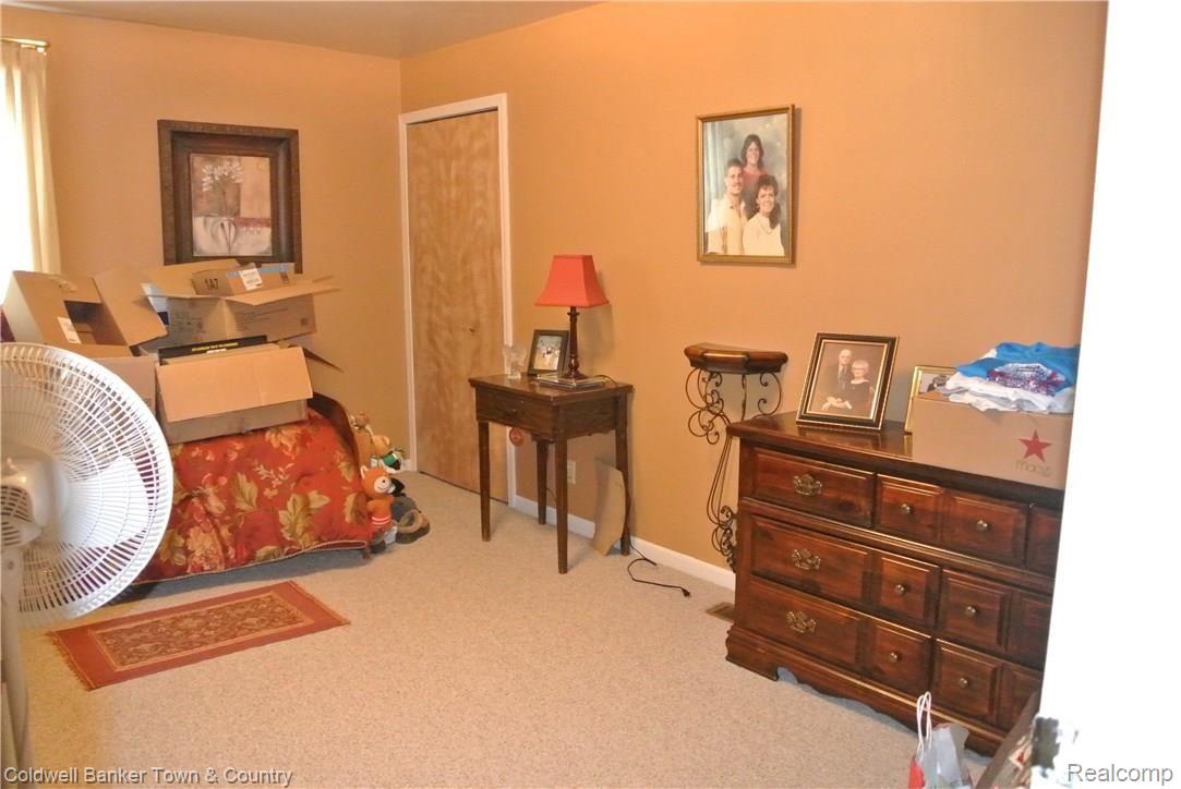 10254 Carmer Road Fenton, MI 48430 - Photo 13 of 21 DSC_0951.JPG