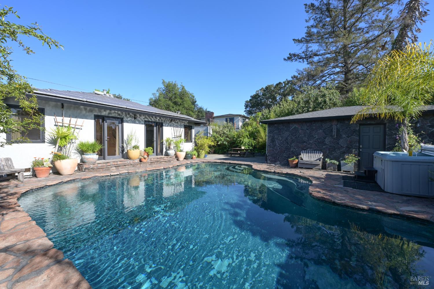 2111 Humboldt Street Santa Rosa, CA 95404 - Photo 21 of 27