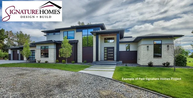 a view of a house with a outdoor space