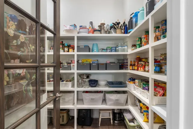 $948,750 | 210 Revana Way, Freeport, FL 32439