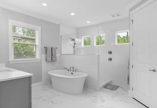 $948,750 | 210 Revana Way, Freeport, FL 32439