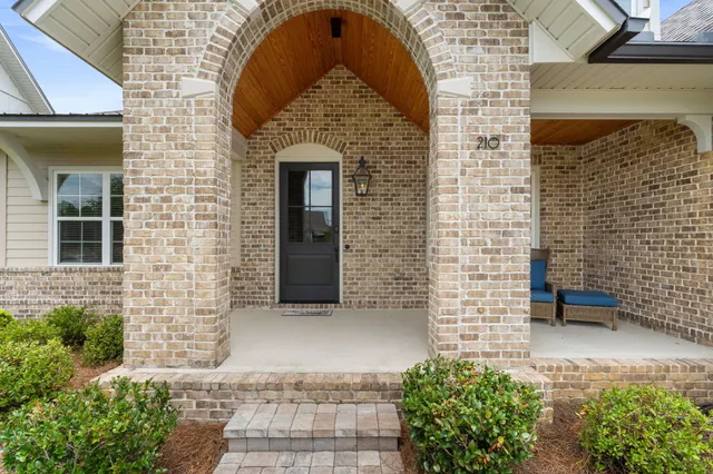 $948,750 | 210 Revana Way, Freeport, FL 32439