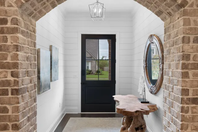 $948,750 | 210 Revana Way, Freeport, FL 32439