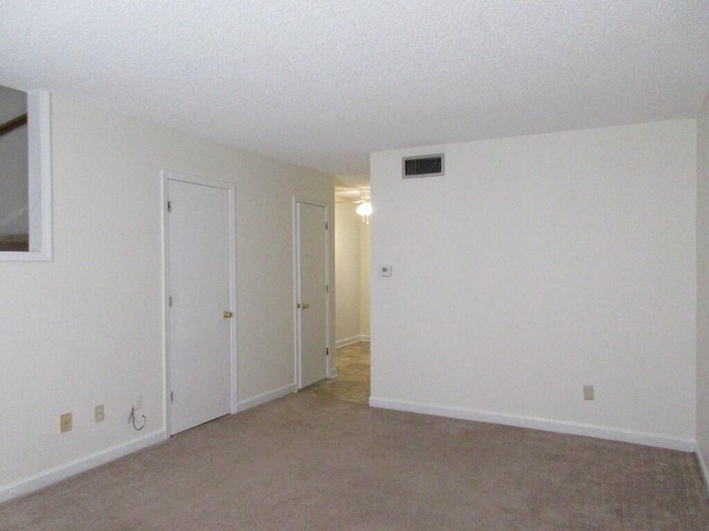 117 Engleside Street, Unit B Sumter, SC 29150 - Photo 6 of 12