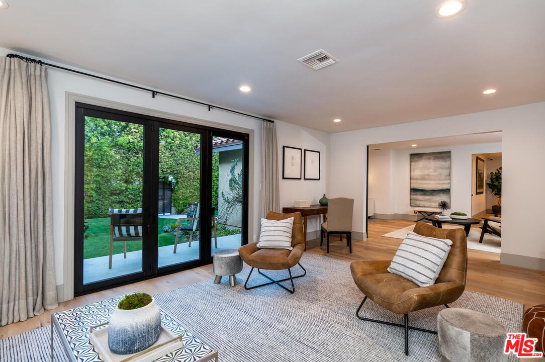 906 Howard Street Marina del Rey, CA 90292 - Photo 20 of 37