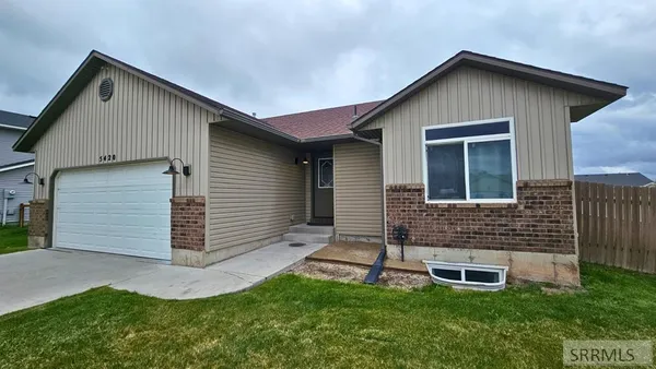 $455,000 | 5420 East Elliott Street, Iona, ID 83427