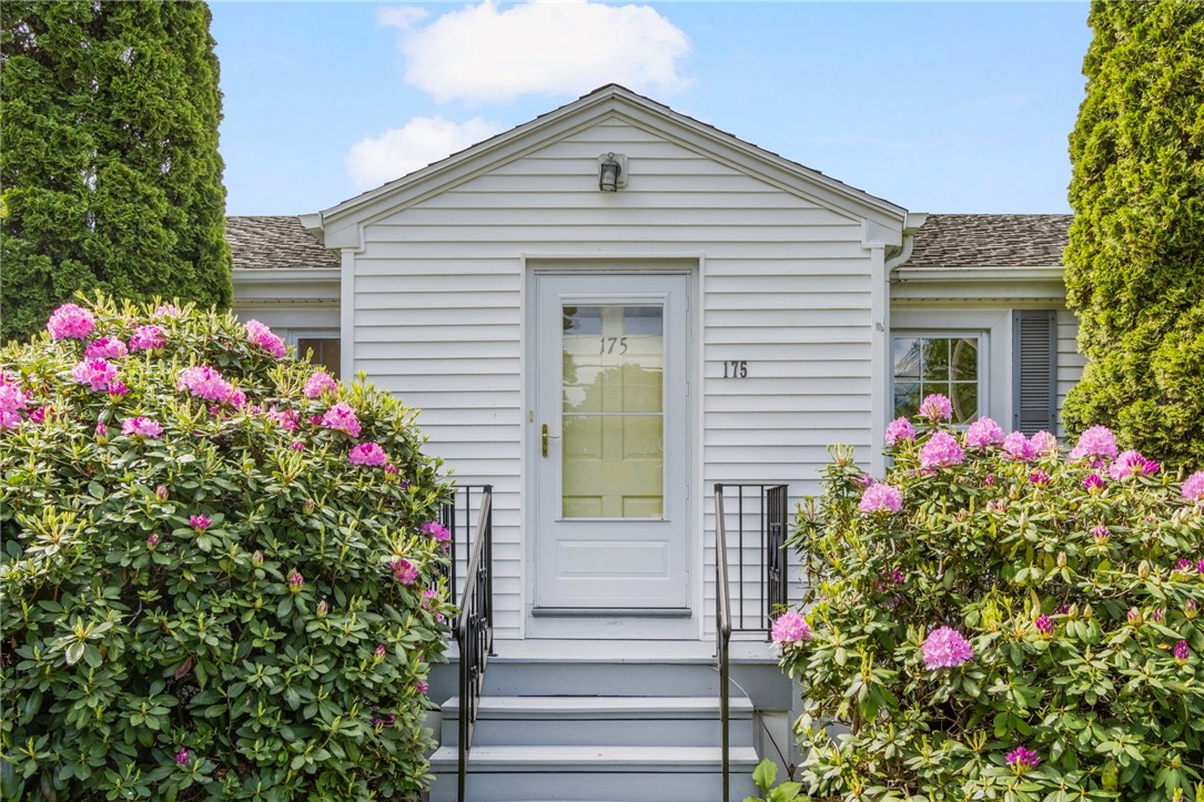 175 Kay Street Newport, RI 02840 - Photo 12 of 47 Gallery Image 12