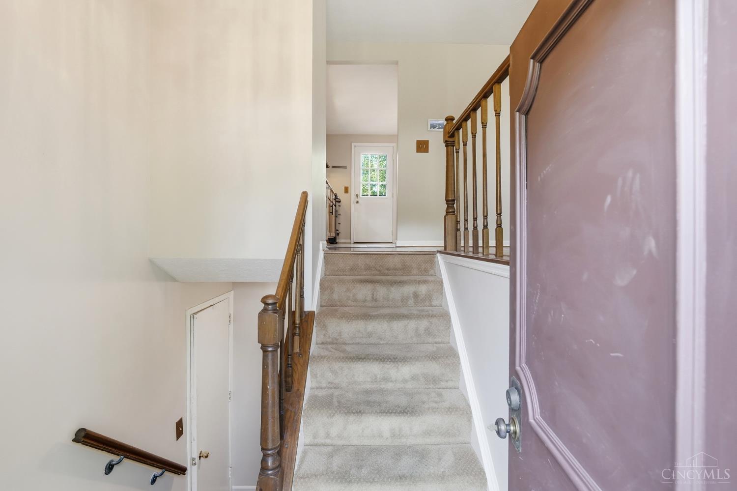 3507 West Galbraith Road Cincinnati, OH 45239 - Photo 7 of 54