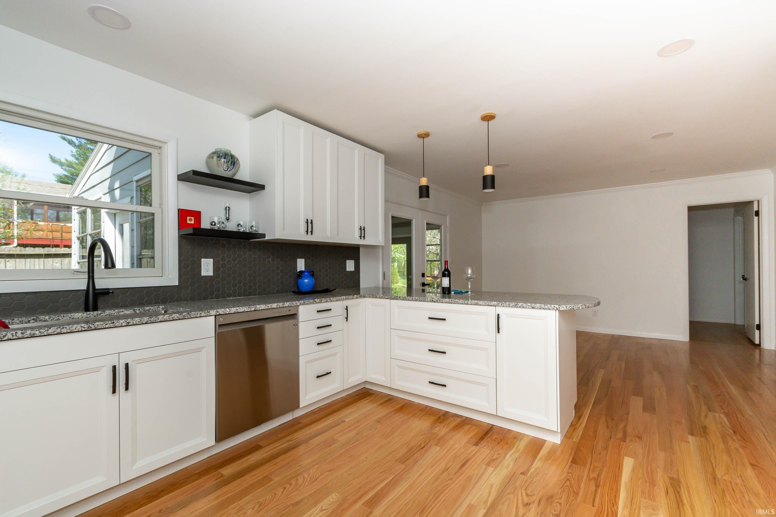 1402 Winfield Road Bloomington, IN 47401 - Photo 11 of 36