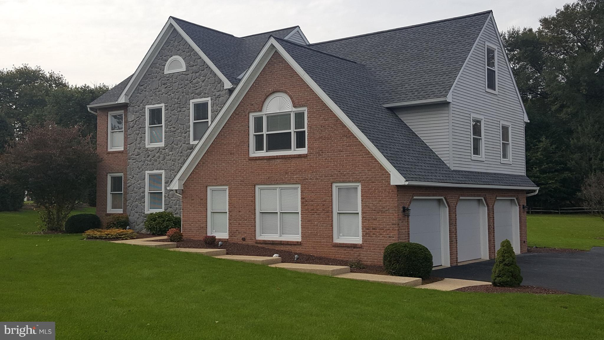 2902 Pointe Boulevard Lititz, PA 17543 - Photo 1 of 35 Gallery Image 1