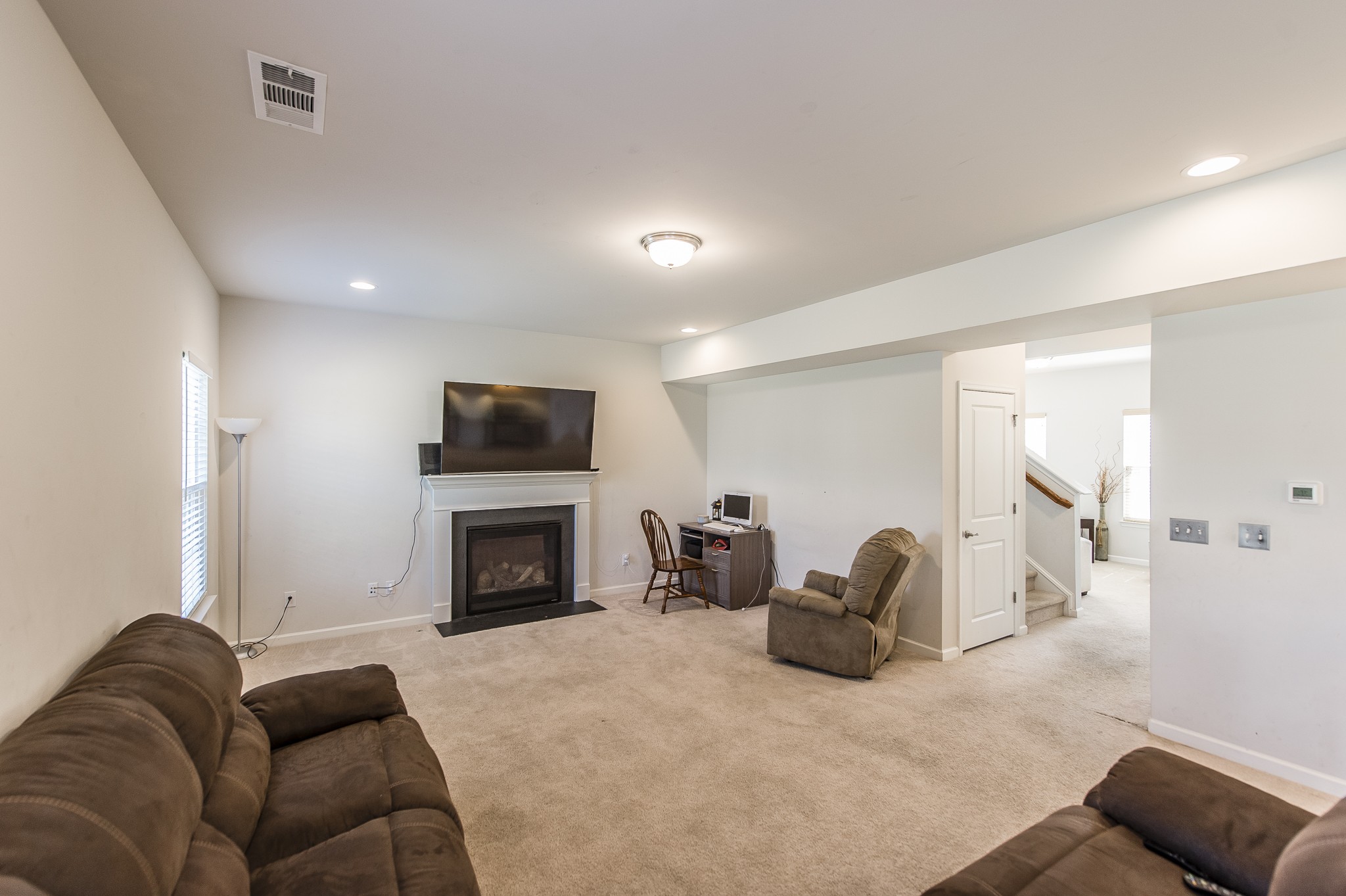140 Hackney Lane Gallatin, TN 37066 - Photo 15 of 57 a living room with furniture a fireplace