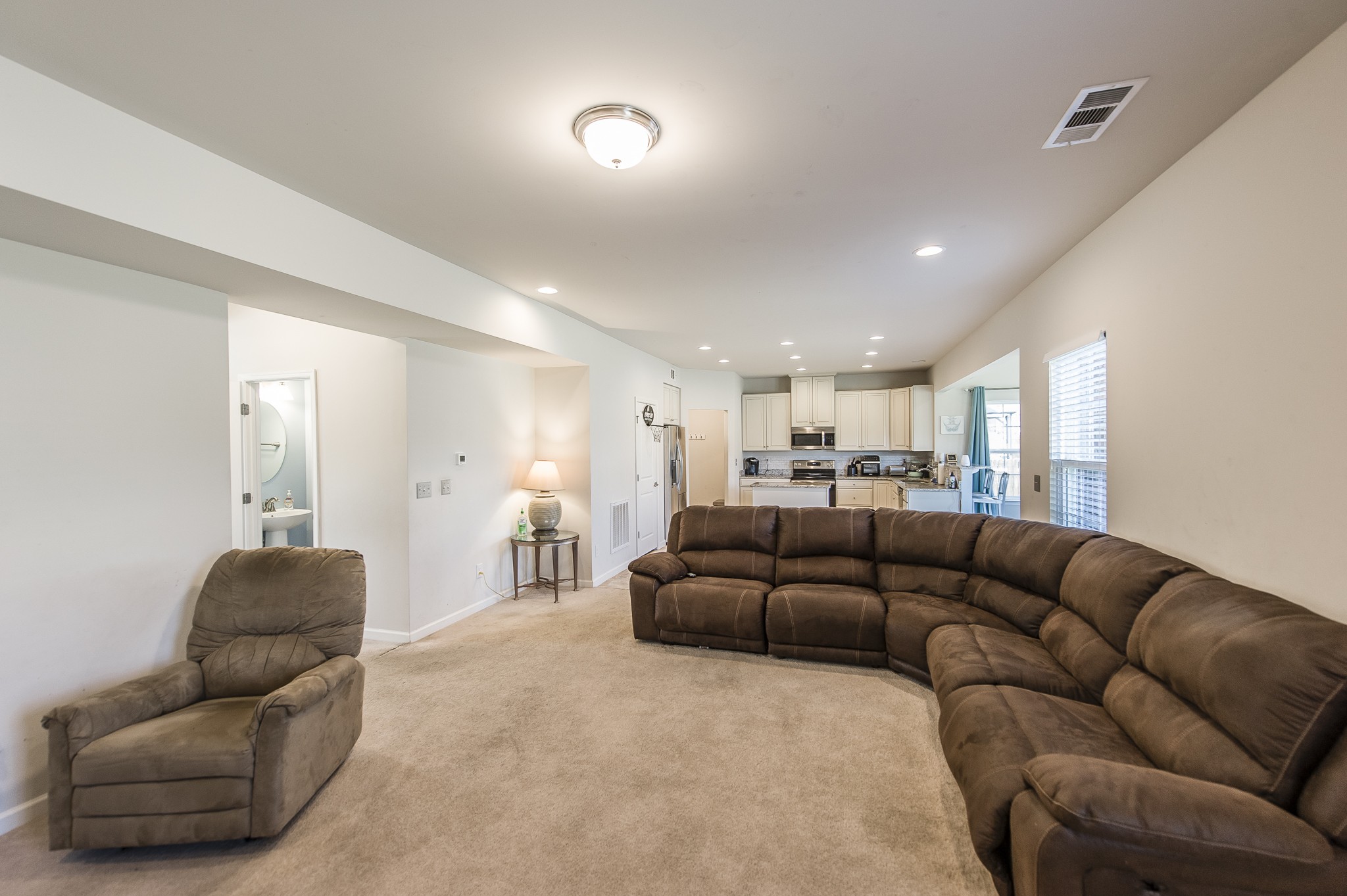 140 Hackney Lane Gallatin, TN 37066 - Photo 17 of 57 a living room with furniture and a couch