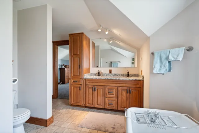 $649,900 | 1791 Chapman Lake Drive, Warsaw, IN 46582