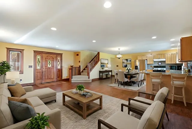 $649,900 | 1791 Chapman Lake Drive, Warsaw, IN 46582