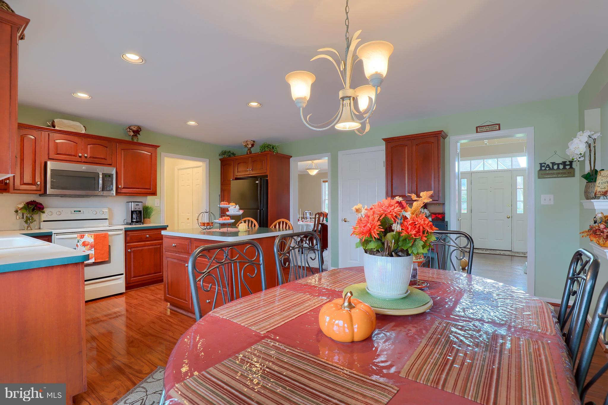 11 Crimson Lane Lititz, PA 17543 - Photo 7 of 54