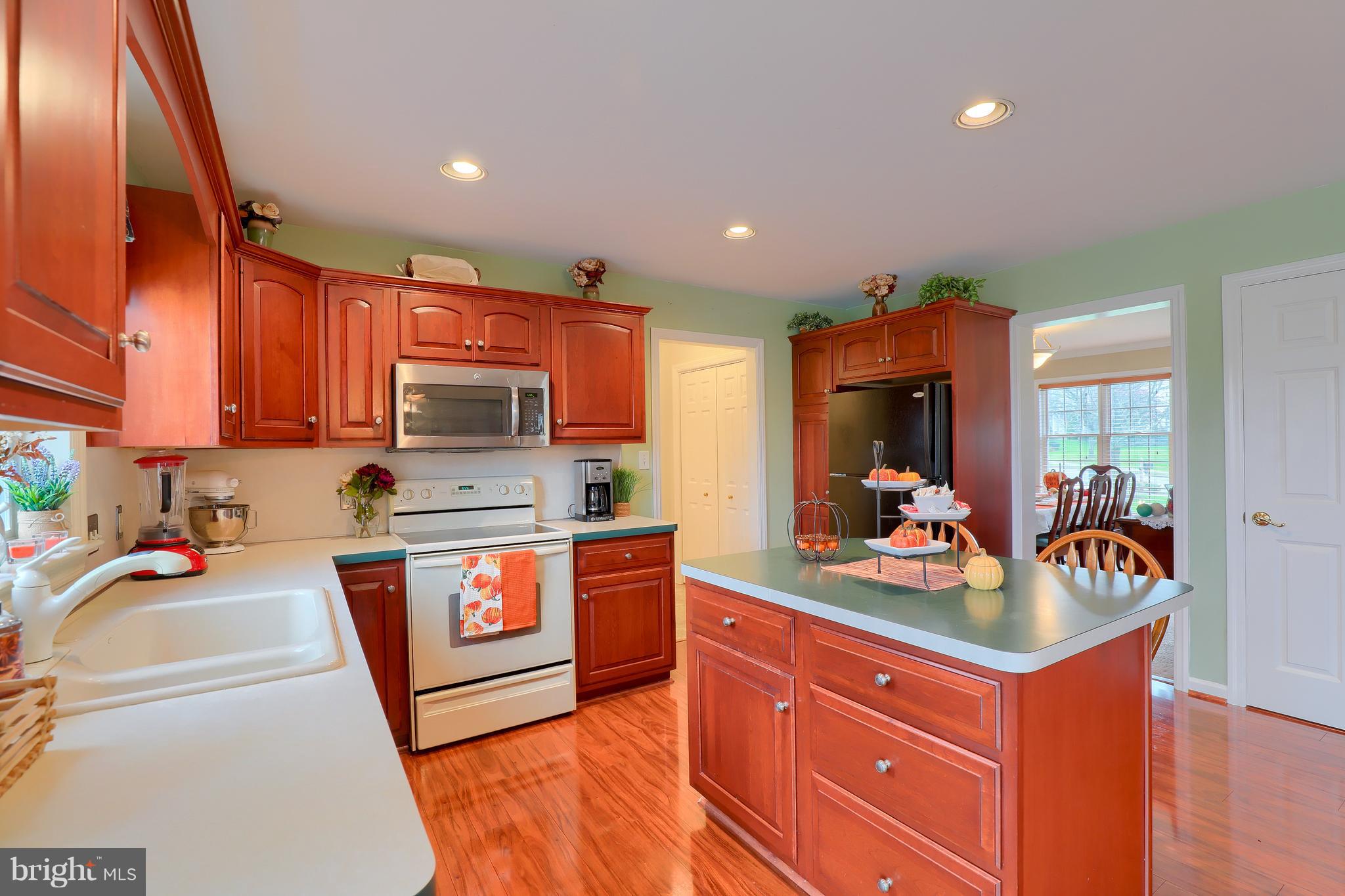 11 Crimson Lane Lititz, PA 17543 - Photo 9 of 54