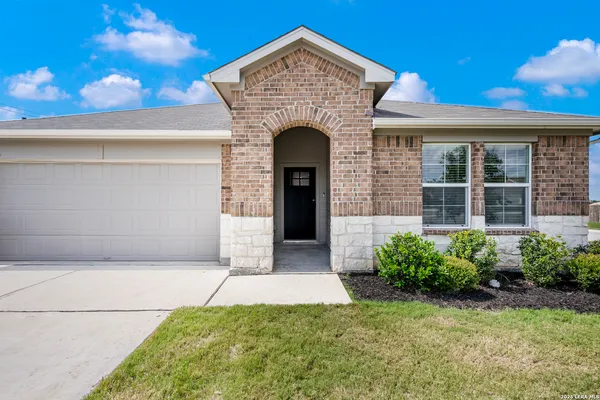 $396,969 | 984 Amble Oak, Seguin, TX 78155