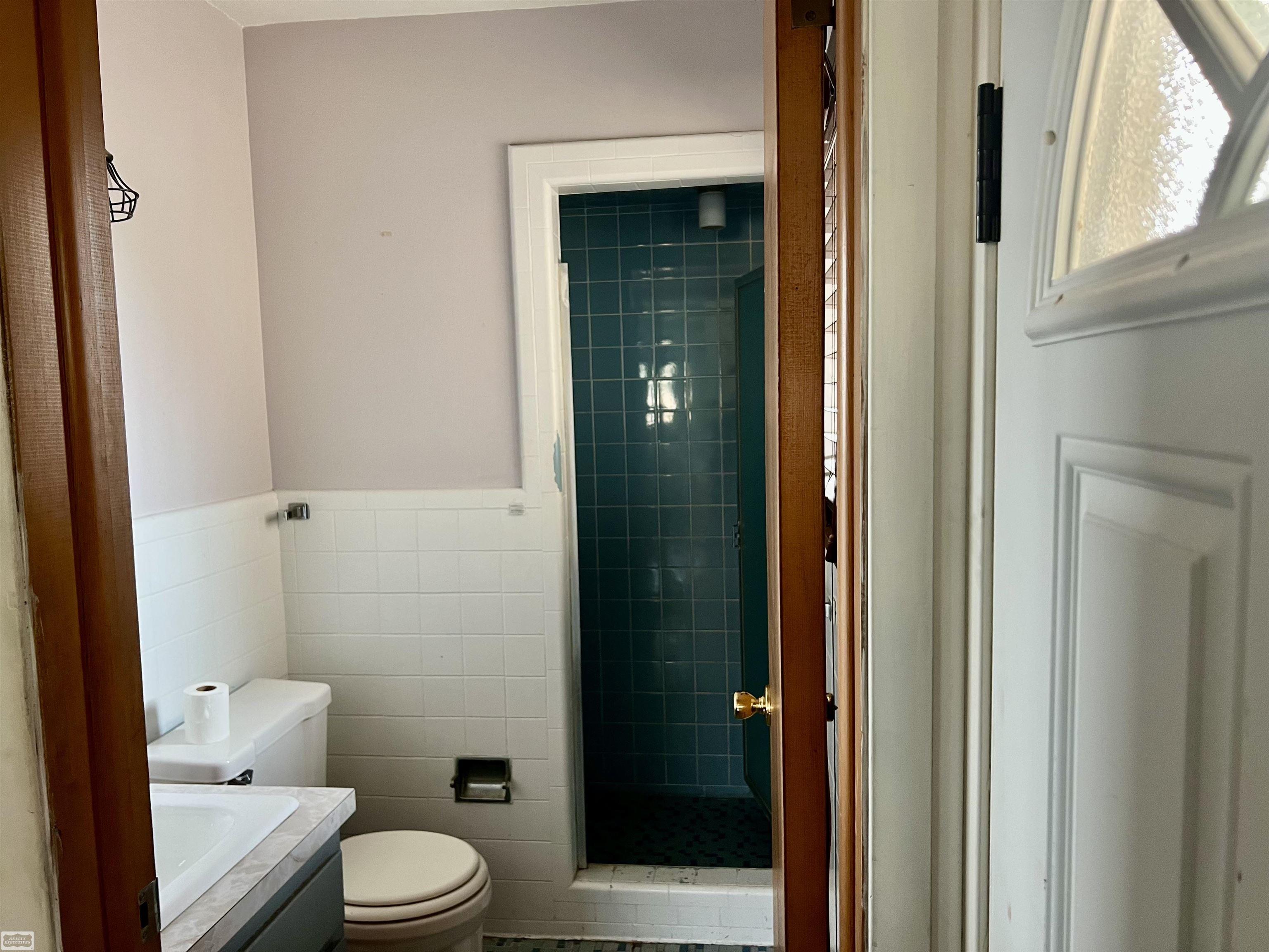 11266 Racine Road Warren, MI 48093 - Photo 9 of 23
