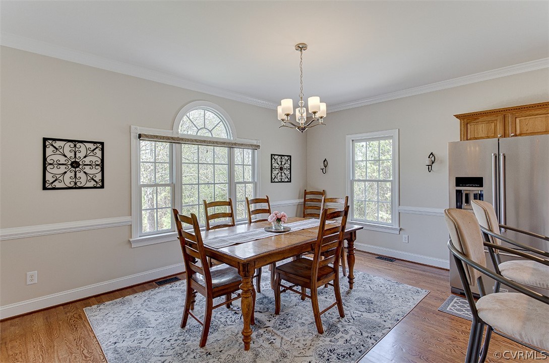14074 Blunts Bridge Road Ashland, VA 23005 - Photo 12 of 50 Kitchen dining area