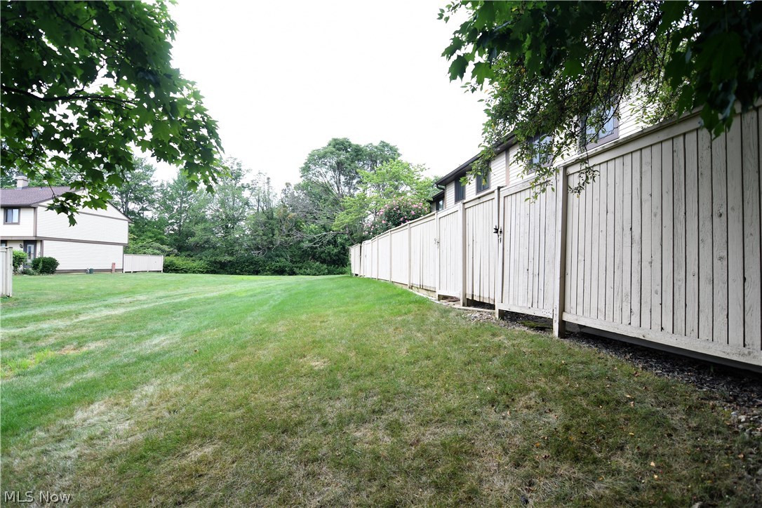968 Hampton Ridge Drive Akron, OH 44313 - Photo 17 of 24