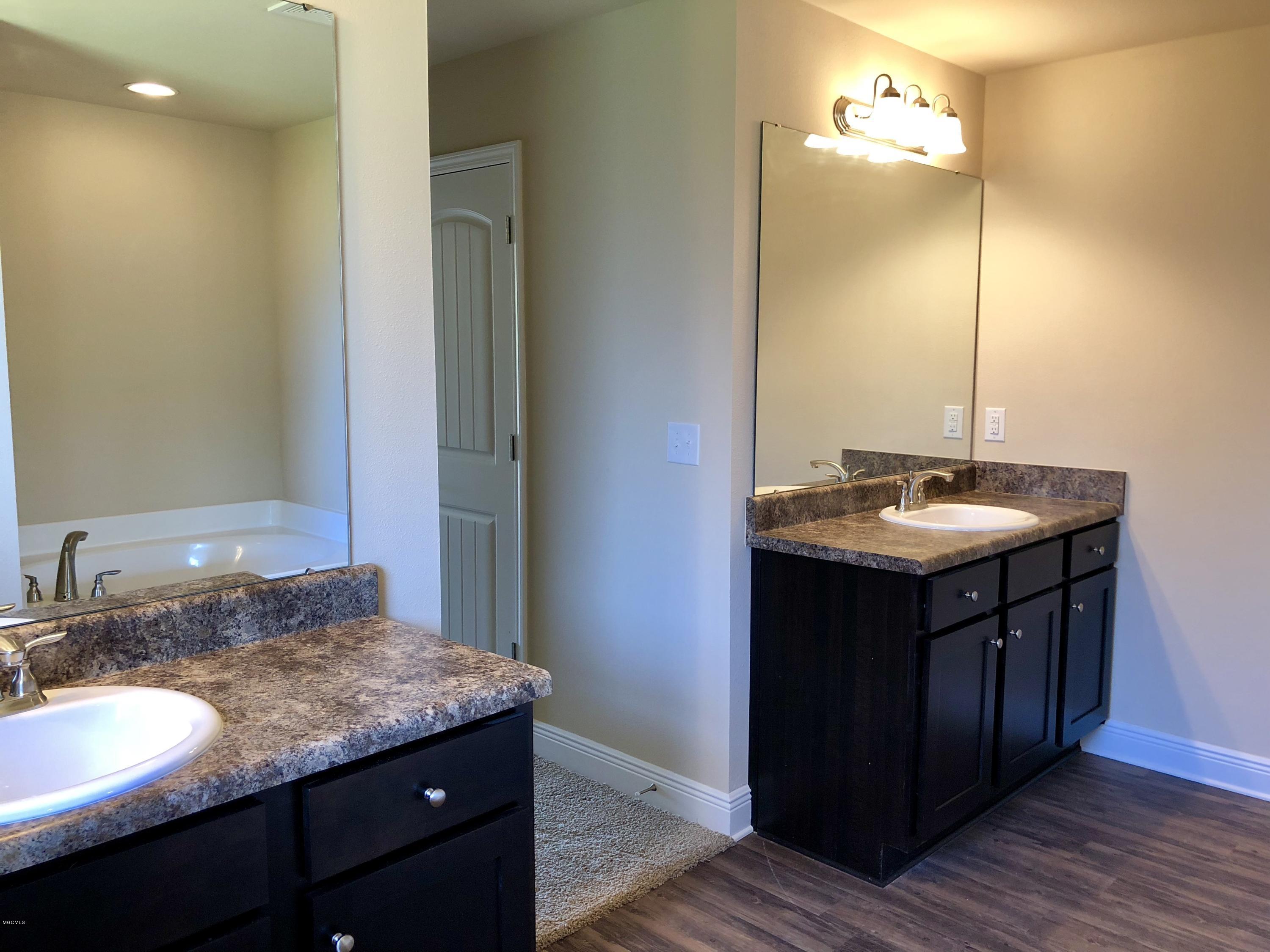 6861 Biddix Evans Road Ocean Springs, MS 39564 - Photo 28 of 50 Dual sinks in master