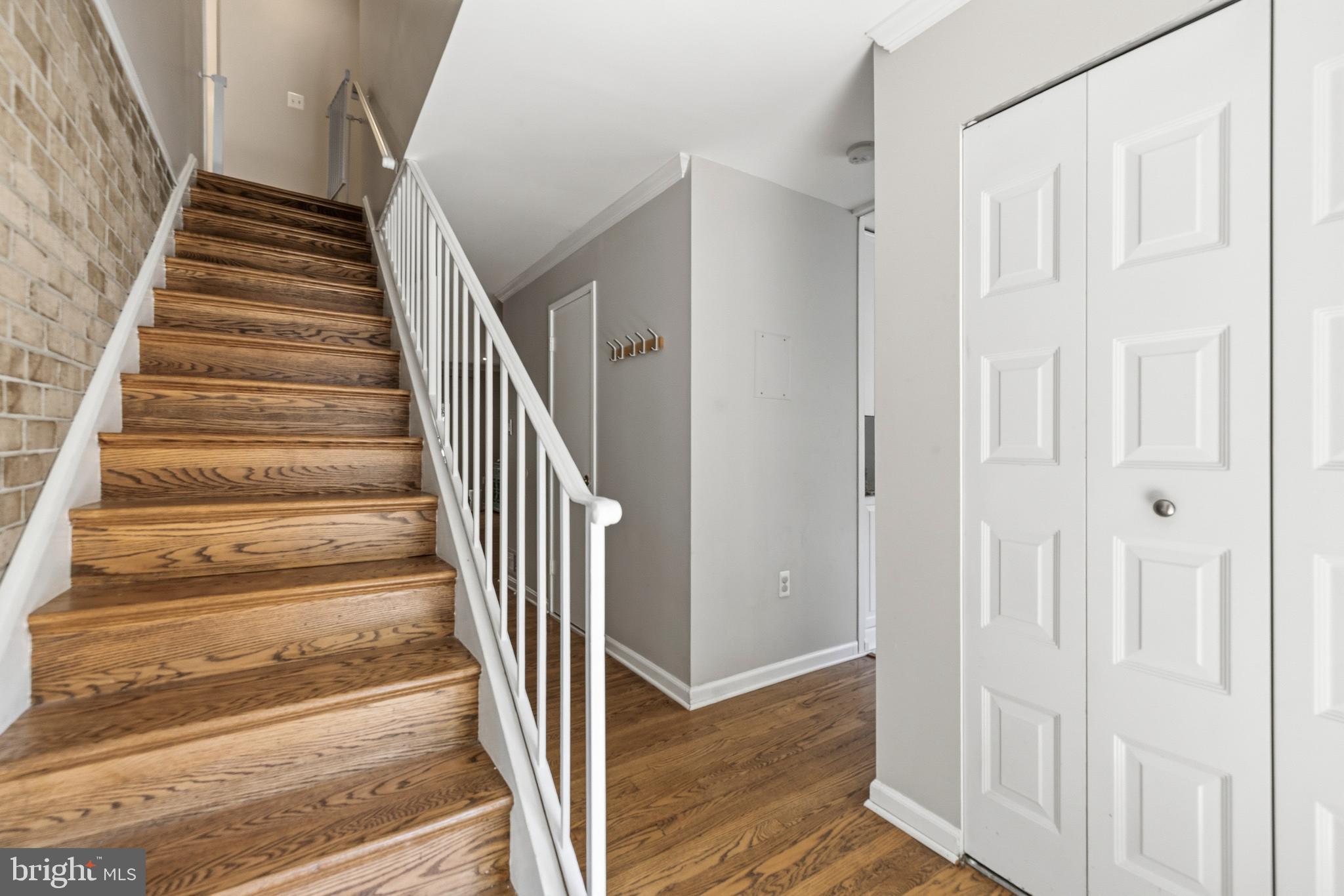 8029 Inverness Ridge Road Potomac, MD 20854 - Photo 5 of 40 Gallery Image 5