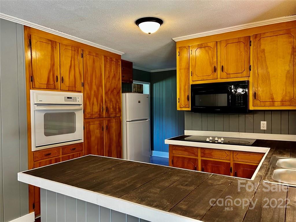 6386 Hudlow Road Union Mills, NC 28167 - Photo 11 of 40 Gallery Image 11
