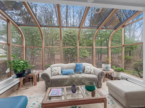 $795,000 | 21 Linden Avenue, Kings Park, NY 11754