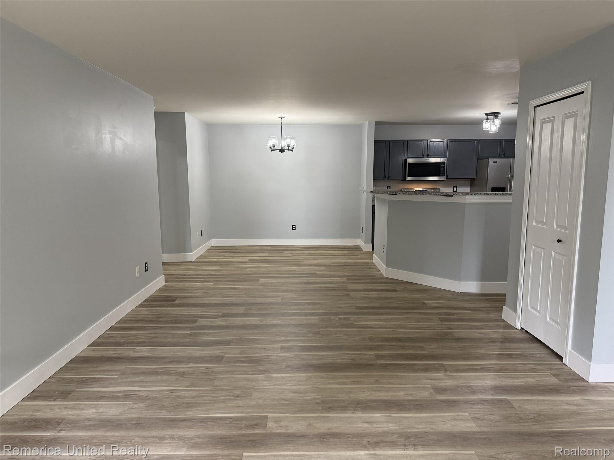 4129 Hampton Ridge Boulevard Howell, MI 48843 - Photo 6 of 30 IMG_9077.jpg