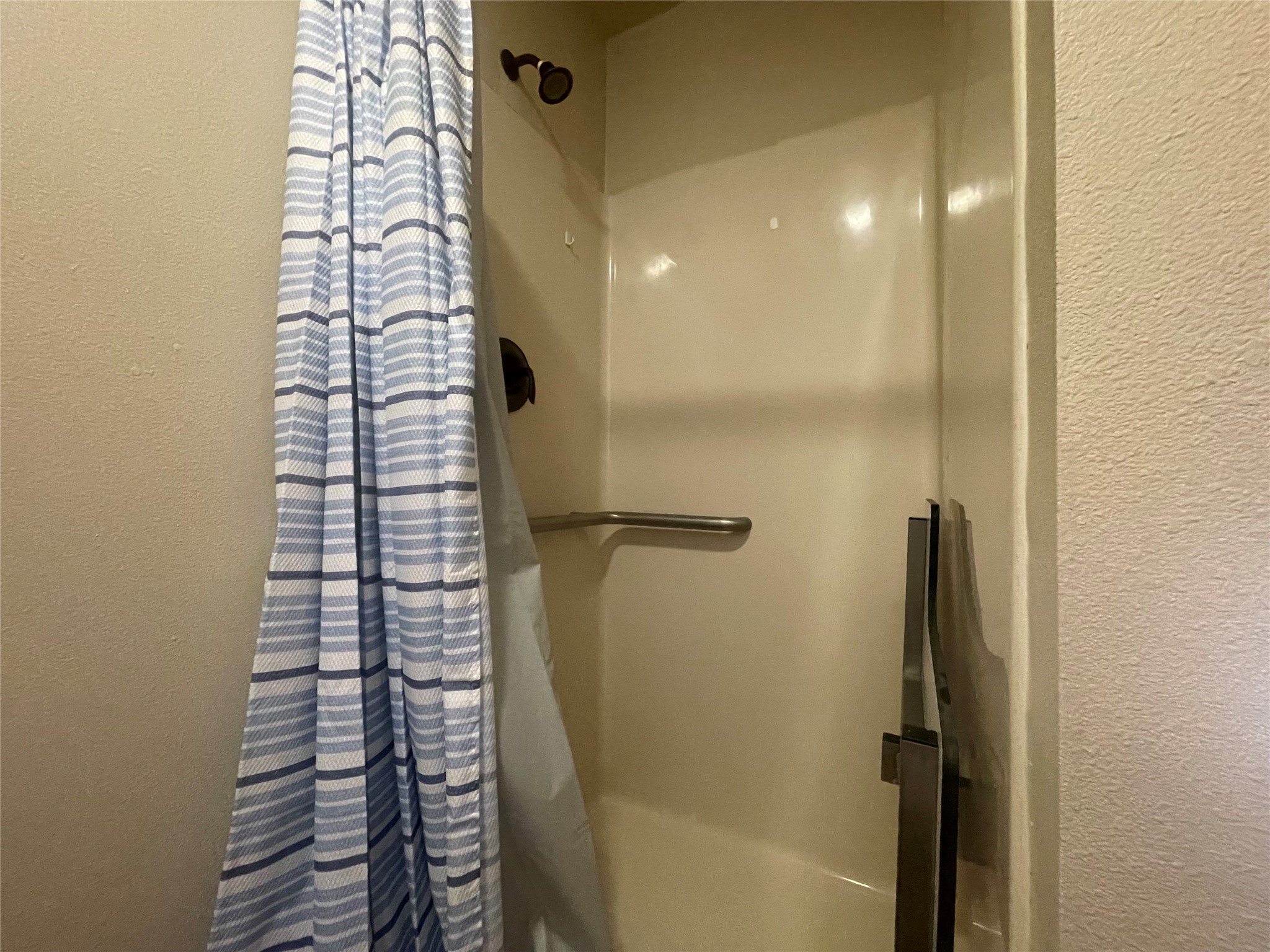 1104 Rorem Avenue Palacios, TX 77465 - Photo 17 of 20