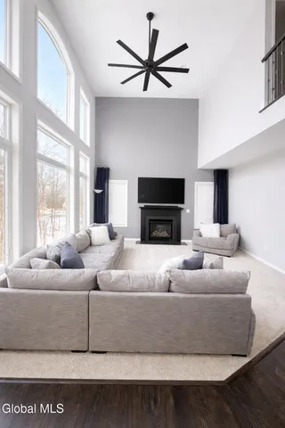 $3,600 | 40 Haywood Lane, North Greenbush, NY 12144