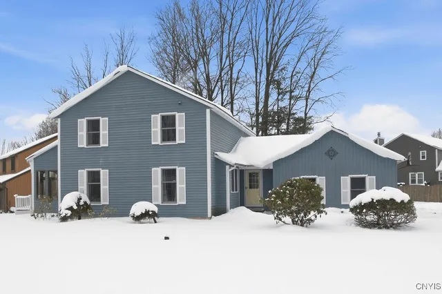 $389,900 | 4262 Cactus Circle, Clay, NY 13090